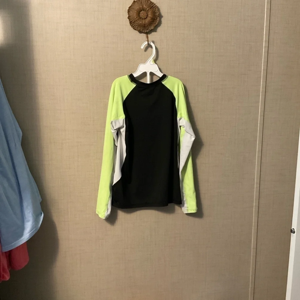 Wonder Nation Black and Green Shirt